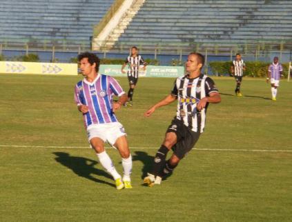 Éwerton Maradona pode ficar de fora contra o Macaé