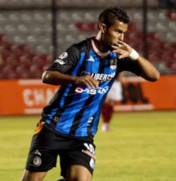 Ricardo Jesus já vestiu as camisas de Ponte, Inter, Atlético-GO, entre outros