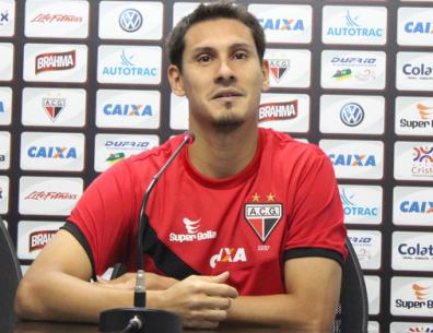 Adriano Alves tem sido um dos destaques do Atlético-GO - Divulgação/Atlético-GO