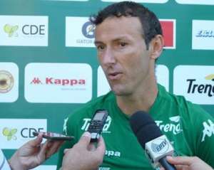 Zagueiro mostra otimismo e enaltece importância do Guarani vencer