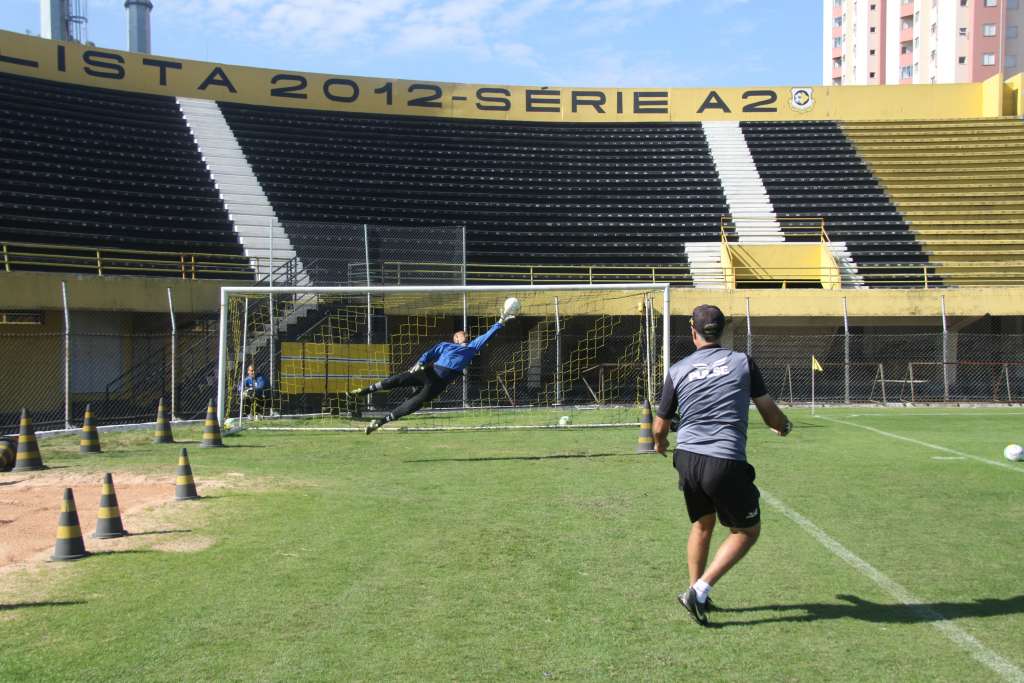 Copa Paulista: Goleiro do São Bernardo é vice-líder em assistências do time
