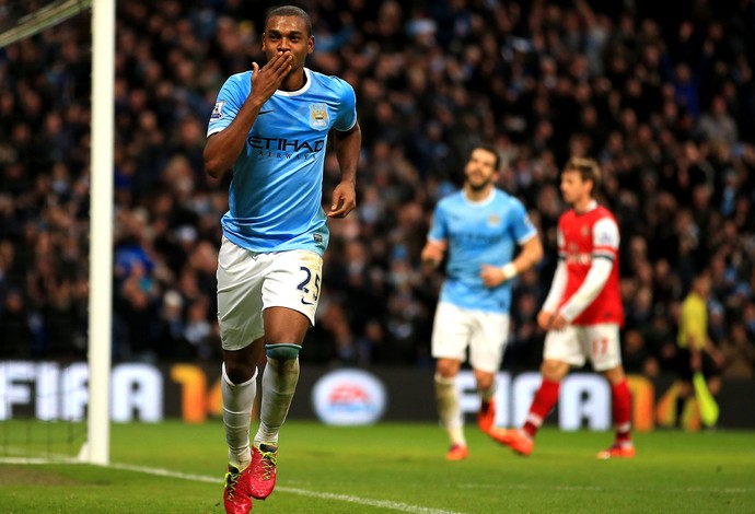 Supercopa da Inglaterra: City poupará Fernandinho e mais 6 na final contra Arsenal