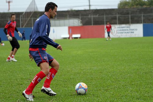 Paraná x Vila Nova – Para cumprir meta, bater lanterna é obrigação!