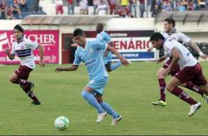 Macaé x Tupi - Briga direta pela zona de classificação