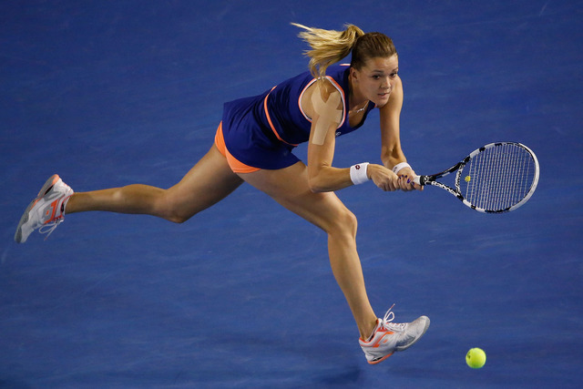 Tênis: Radwanska bate Azarenka e avança à semi em Montreal