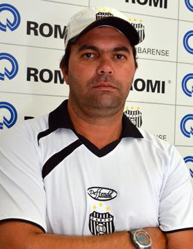 Claudemir Peixoto terá trabalho para arrumar o time