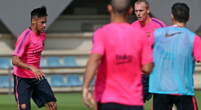 Neymar de volta aos treinamentos no Barcelona
