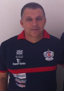 Zé Humberto em sua apresentação no Itumbiara