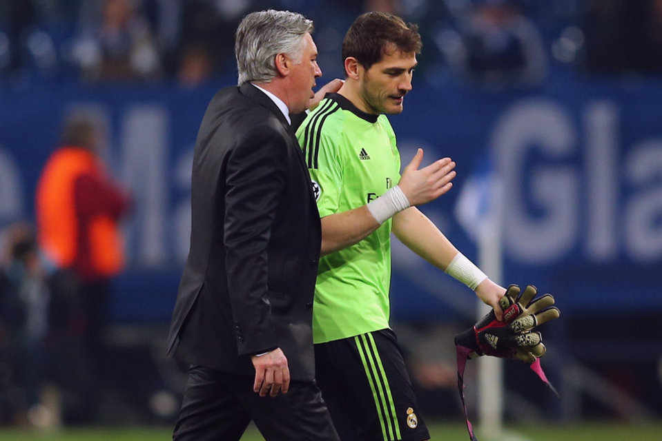 Espanhol: Apoiado por Ancelloti, Casillas nega viver sua pior fase