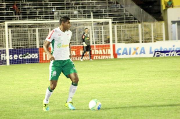 Série B: Luverdense perde Carlão e ganha Júlio Terceiro e Gilson