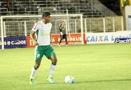 Carlão está fora do jogo contra o Paraná