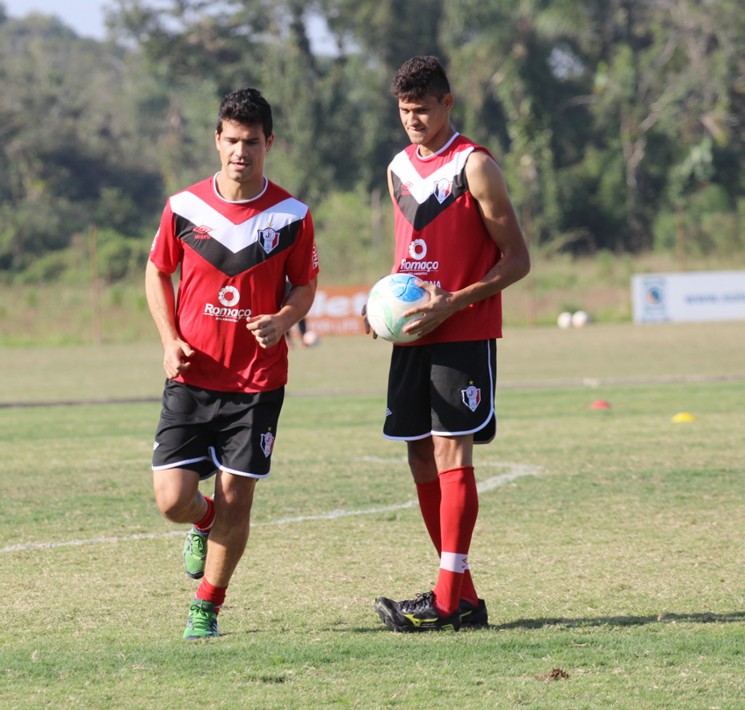 Série B: Joinville contrata Michel Elói e Rogério