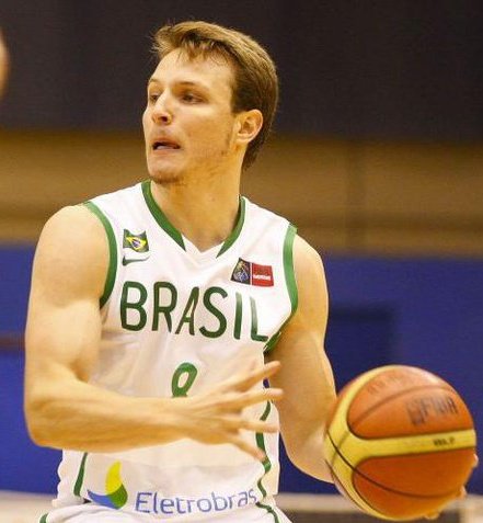 Basquete: Magnano corta Rafael Luz e leva 13 em viagem aos EUA