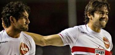 Pato ganha mais maturidade e tranquilidade ao lado de Kaká
