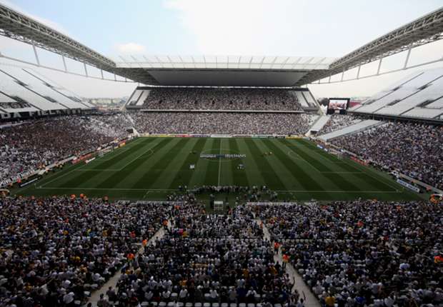 Corinthians cede e reduz preço de ingressos na Arena