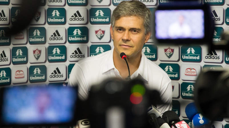Presidente do Fluminense, Peter Siemsen, vê derrota ‘inadmissível’ e faz alerta