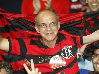 Bandeira de Mello rebate ex-presidentes do Flamengo