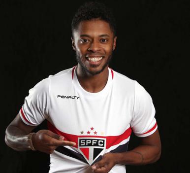Apresentado no São Paulo, Michel Bastos diz preferir jogar pelo meio
