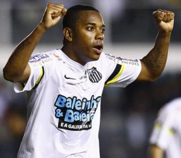 Como na derrota para o Corinthians, Robinho foi o destaque do Santos na Vila Belmiro