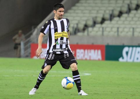 Ricardinho faz história no Vovô