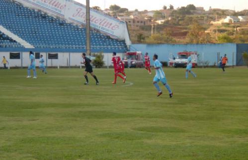 Luziânia vem em boa campanha