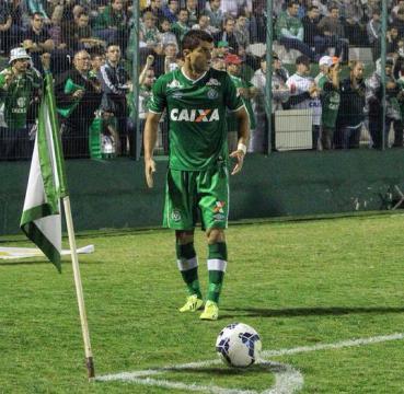 Ednei cobra reação imediata da Chapecoense no Brasileirão