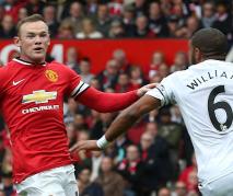 Manchester United perde na estreia oficial de Van Gaal