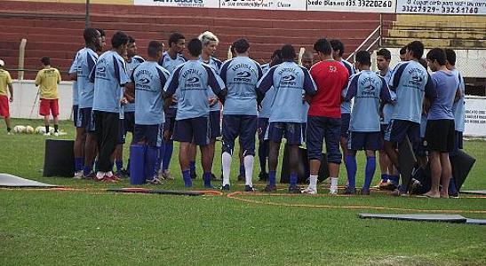 Preparação com o técnico Pinho e os atletas