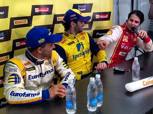 Julio Campos supera Cacá e fatura pole na Stock Car