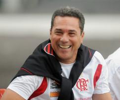 Luxemburgo quer Flamengo vencendo a qualquer preço, até com futebol feio, de time pequeno.
