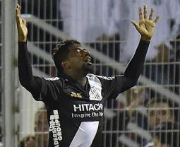 Lateral da Ponte Preta foi bem e ainda marcou gol contra o Joinville