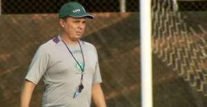 Série C: Evaristo não fala de salários e lamenta falta de resultados do Guarani