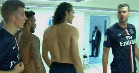 Brandão deu uma cabeçada em Thiago Motta 