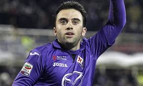 Italiano: Giuseppe Rossi volta a ter problemas no joelho direito