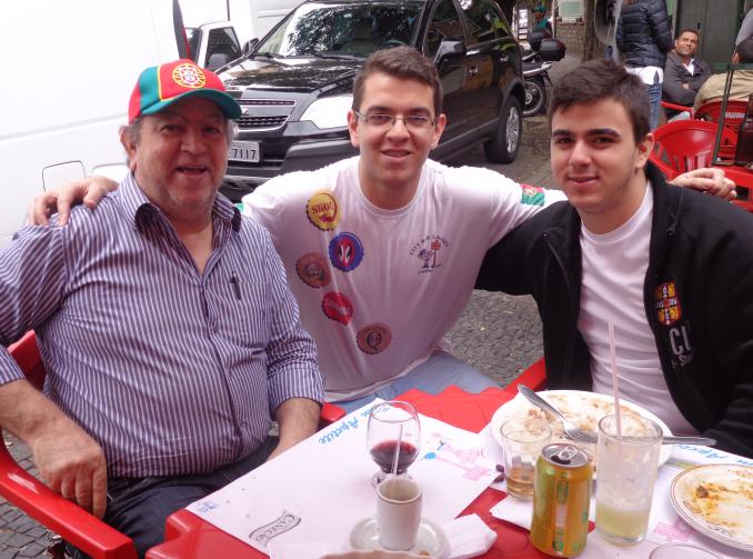 Equipe City Bar: Jota Santos e os filhos Matheus e Guilherme