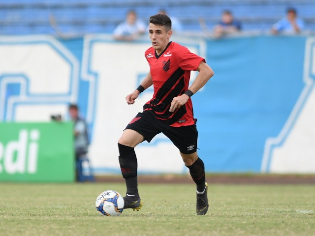 Mineiro: América-MG anuncia jovem atacante vindo por empréstimo do Athletico-PR