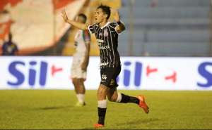 Mancini quer time com 'marca Corinthians' e põe meia 'em outro patamar'