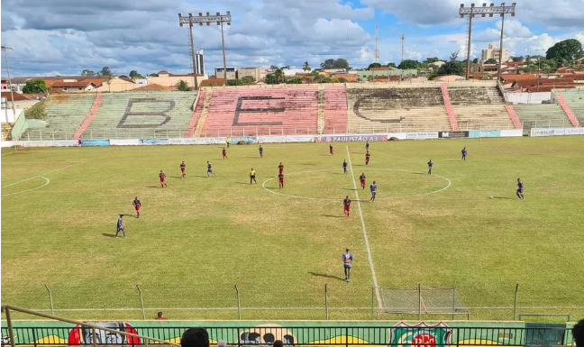 Paulista A3: Liberado pelo município, Barretos treina sob comando de novo técnico
