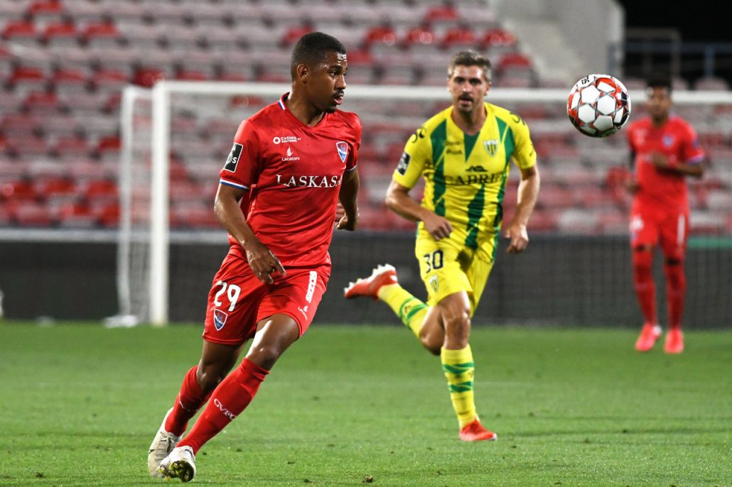 PORTUGUÊS: Com gol de ex-São Bernardo, Gil Vicente vence 2ª e emplaca reação