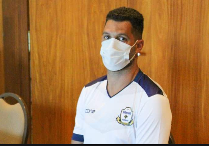 Carioca: Macaé acerta saída de treinador após derrota para Volta Redonda