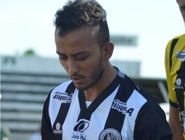 Atacante do ASA pede desligamento do clube por motivo familiar