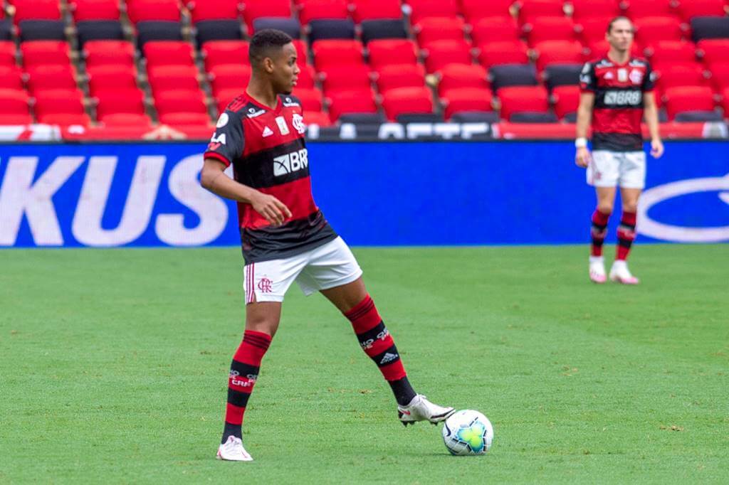 Red Bull Bragantino acerta com promessa do Flamengo