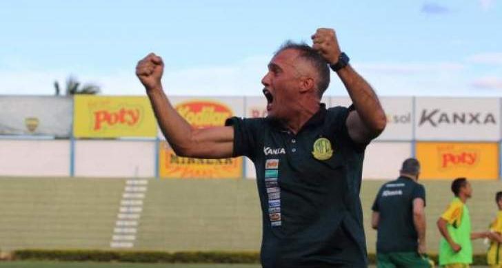 Mirassol enfrenta Corinthians para defender invencibilidade e liderança no Paulistão