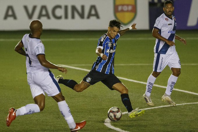 Grêmio empata com São José, perde 100% de aproveitamento, mas lidera 