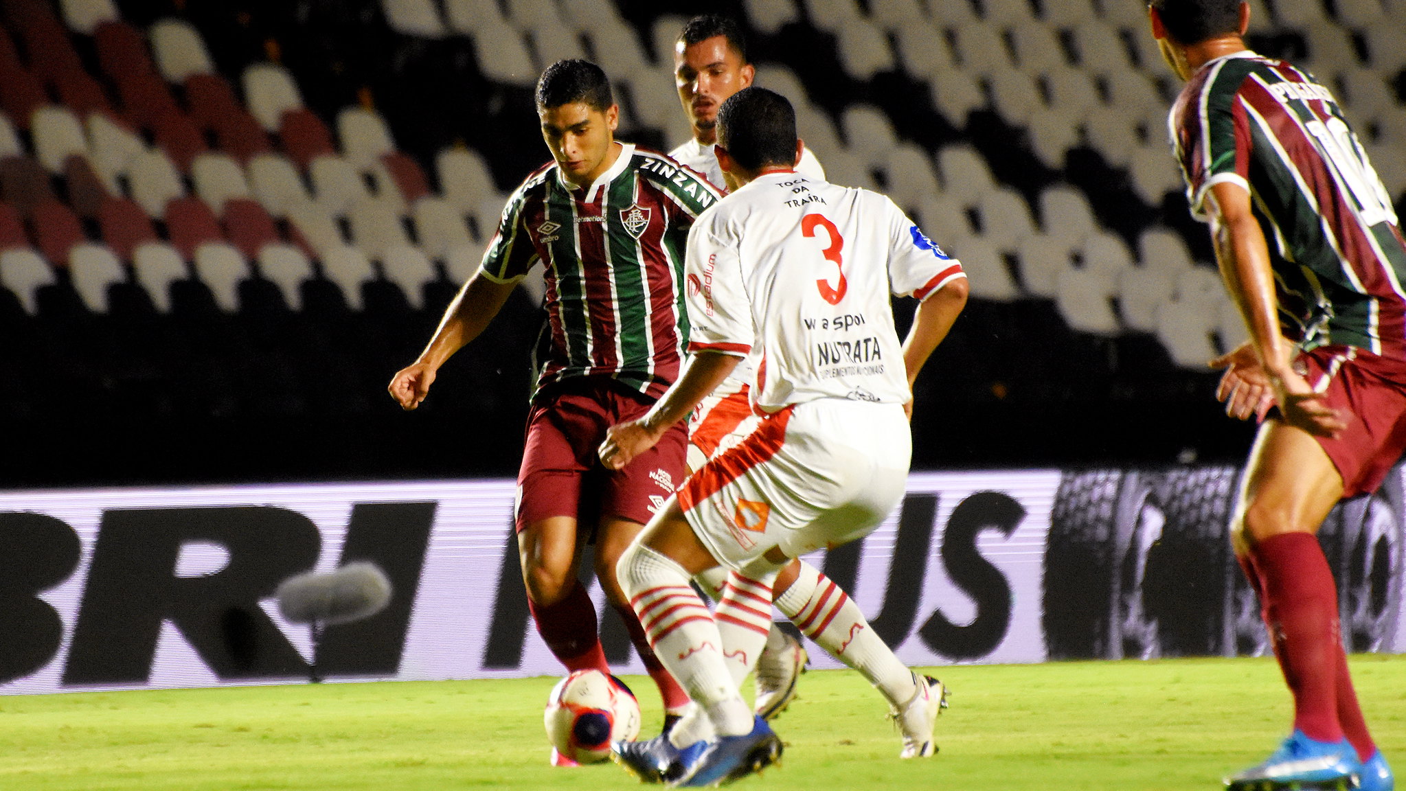 CARIOCA: Fluminense busca 3º triunfo com Roger Machado diante do Boavista, que mira o G4