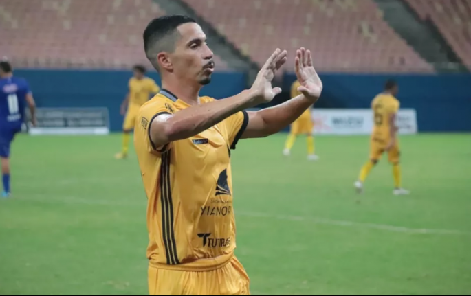 Diretoria de clube amazonense anuncia a contratação de dois reforços