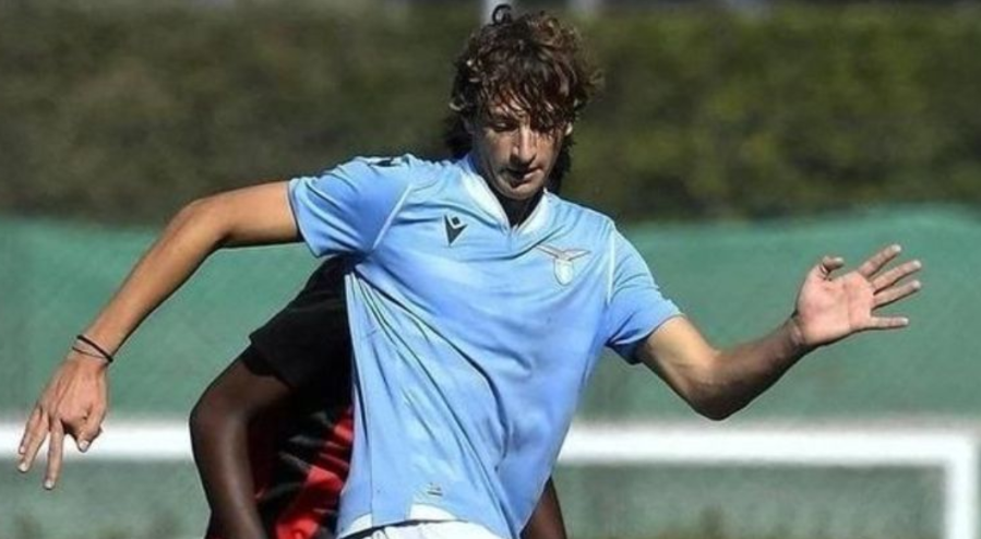 Bisneto do ditador Mussolini assina contrato com clube europeu