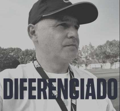 Técnico Paulo de Freitas defende estilo do futebol brasileiro na China