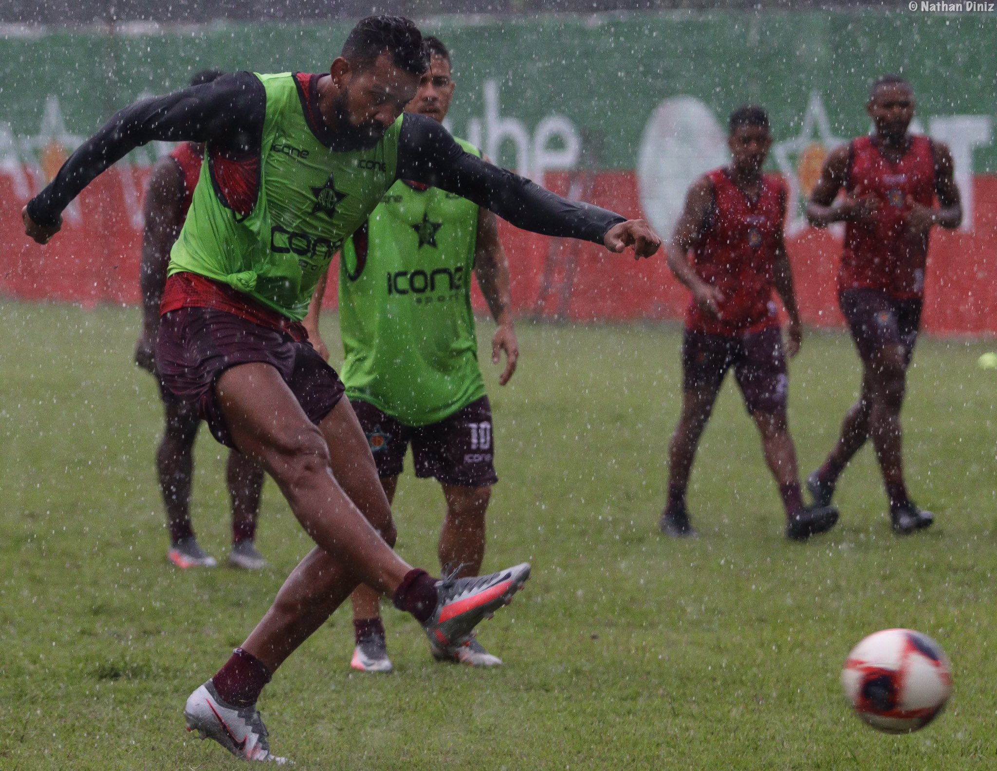 CARIOCA: Portuguesa-RJ enfrenta Nova Iguaçu acreditando no título da Taça Guanabara