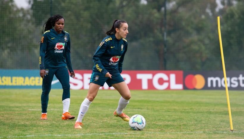 Feminino: Volante da seleção, Luana sofre lesão no joelho e pode perder Olimpíada